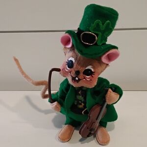 Annalee 6" St Patrick's Boy With Fiddle